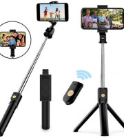 Bluetooth Remote Control Selfie Stick With Light (Black)